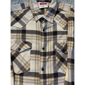 Wrangler Western Plaid Flannel Shirt Beige Brown Long Sleeve‎ Snap Front Size S